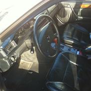 Mercedes Benz W124 300 E