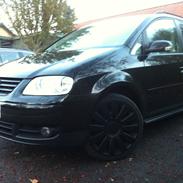 VW Touran 2,0 TDi 140 Trendline DSG Van