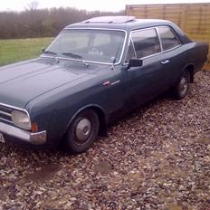 Opel rekord c 2 dørs 2,8 r6