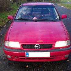 Opel Astra 1,6v 8v