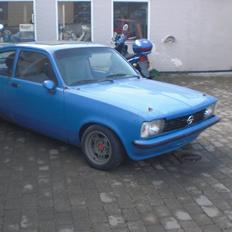 Opel kadett c coupe