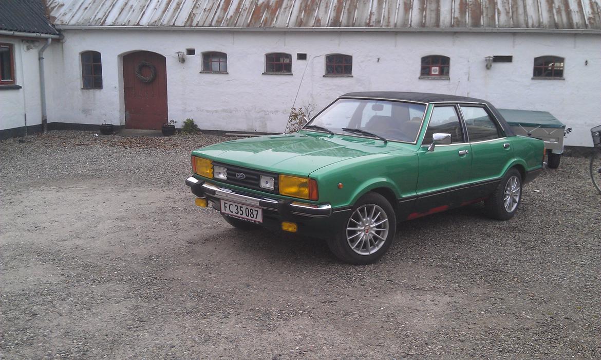 Ford Taunus Ghia auto. billede 3