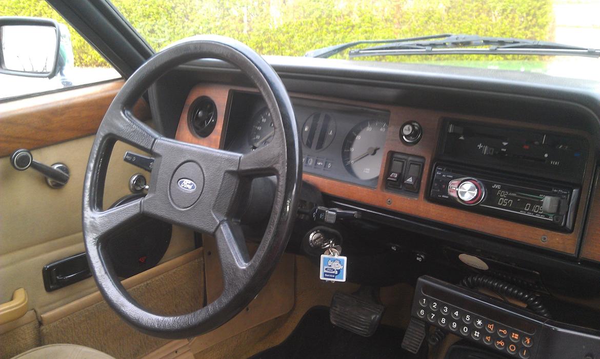 Ford Taunus Ghia auto. billede 8