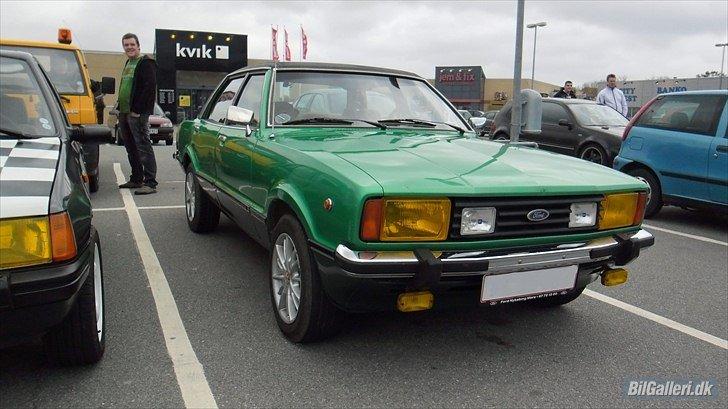 Ford Taunus Ghia auto. billede 2