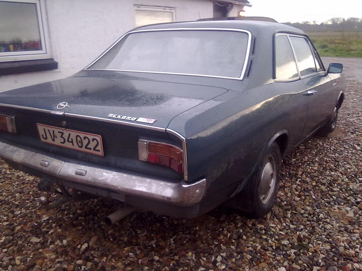 Opel rekord c 2 dørs 2,8 r6 billede 8