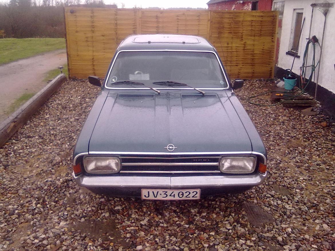 Opel rekord c 2 dørs 2,8 r6 billede 11
