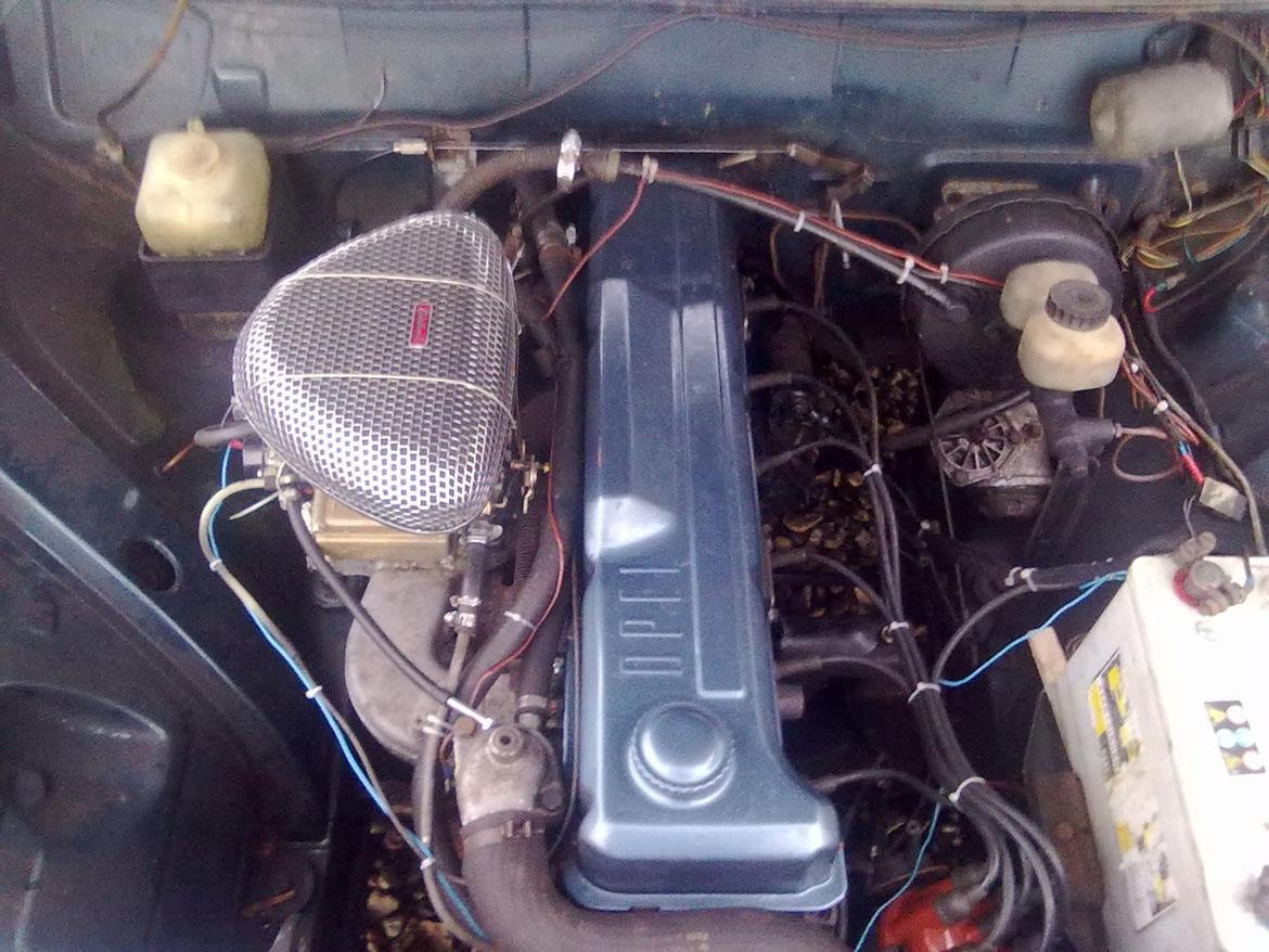 Opel rekord c 2 dørs 2,8 r6 billede 12