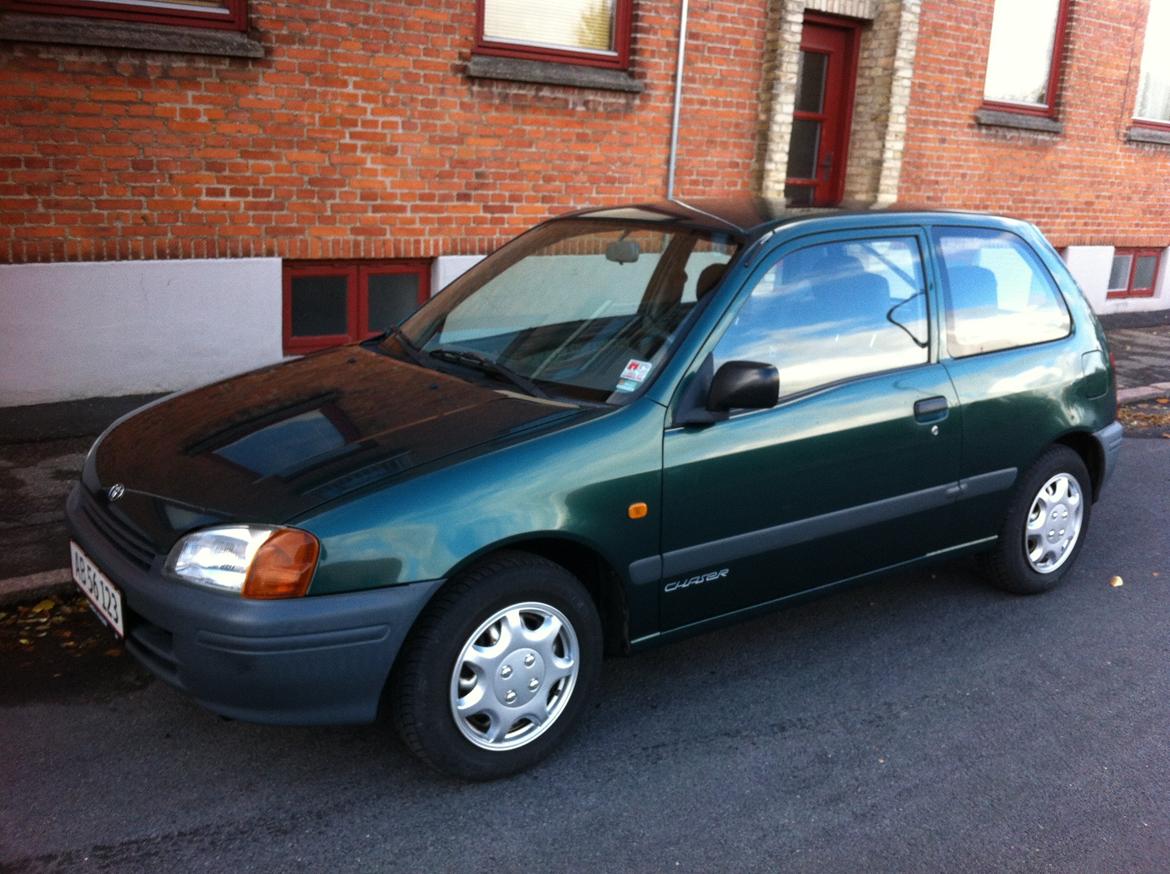 Toyota Starlet XLi billede 5