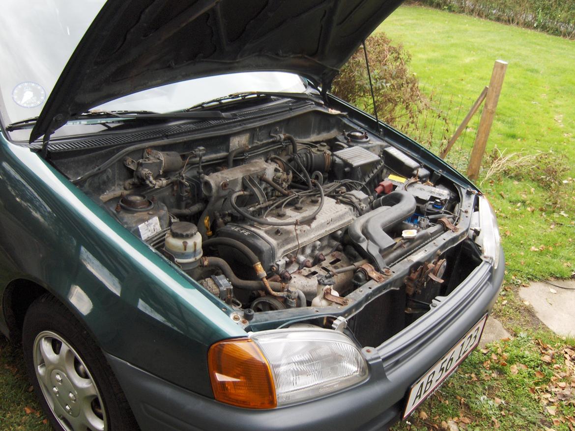 Toyota Starlet XLi billede 11