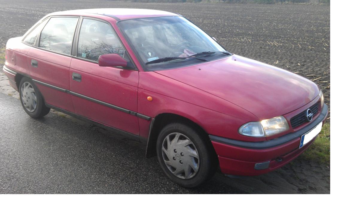 Opel Astra 1,6v 8v billede 1