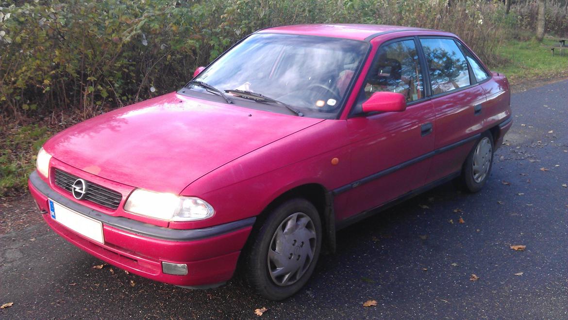 Opel Astra 1,6v 8v billede 3