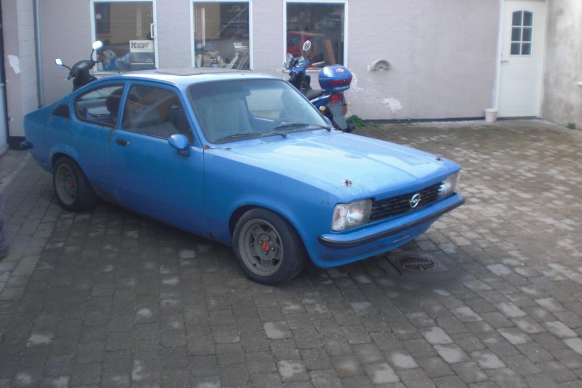 Opel kadett c coupe billede 2