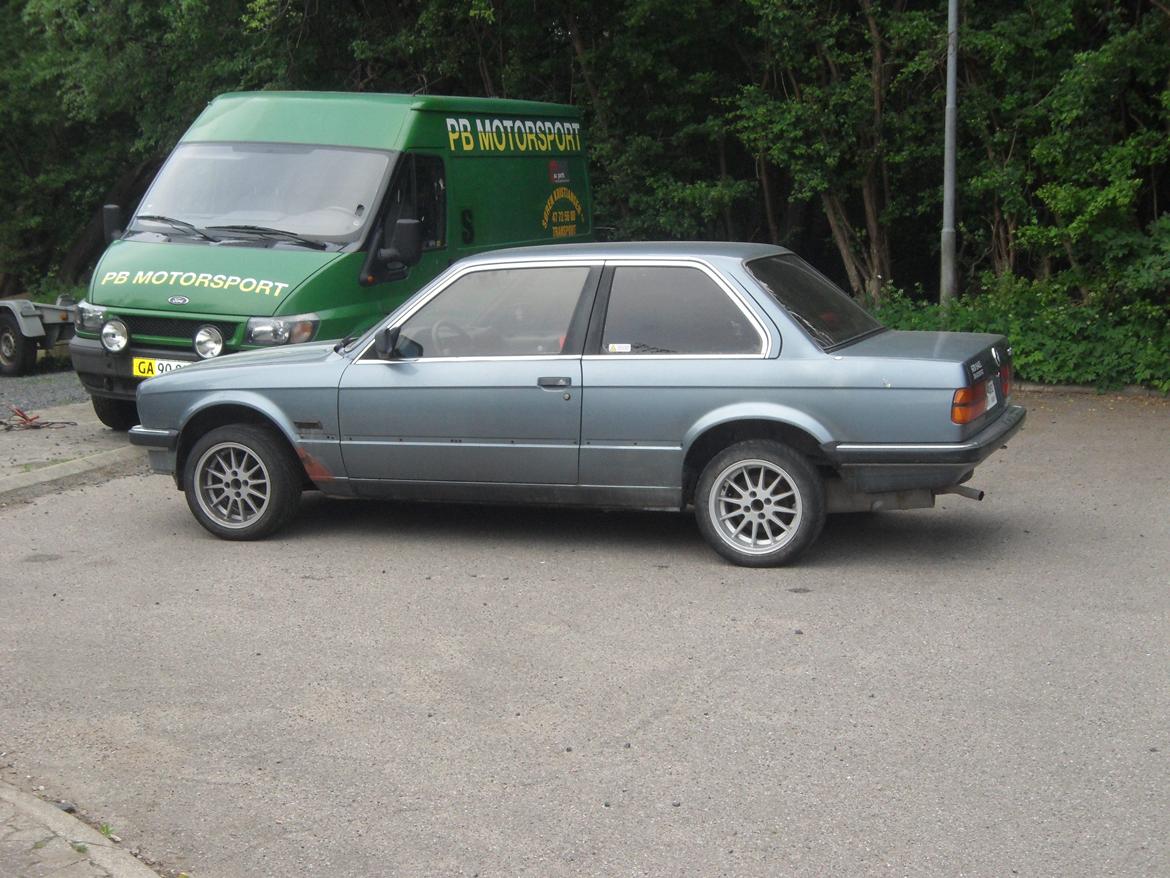 BMW 316 billede 2