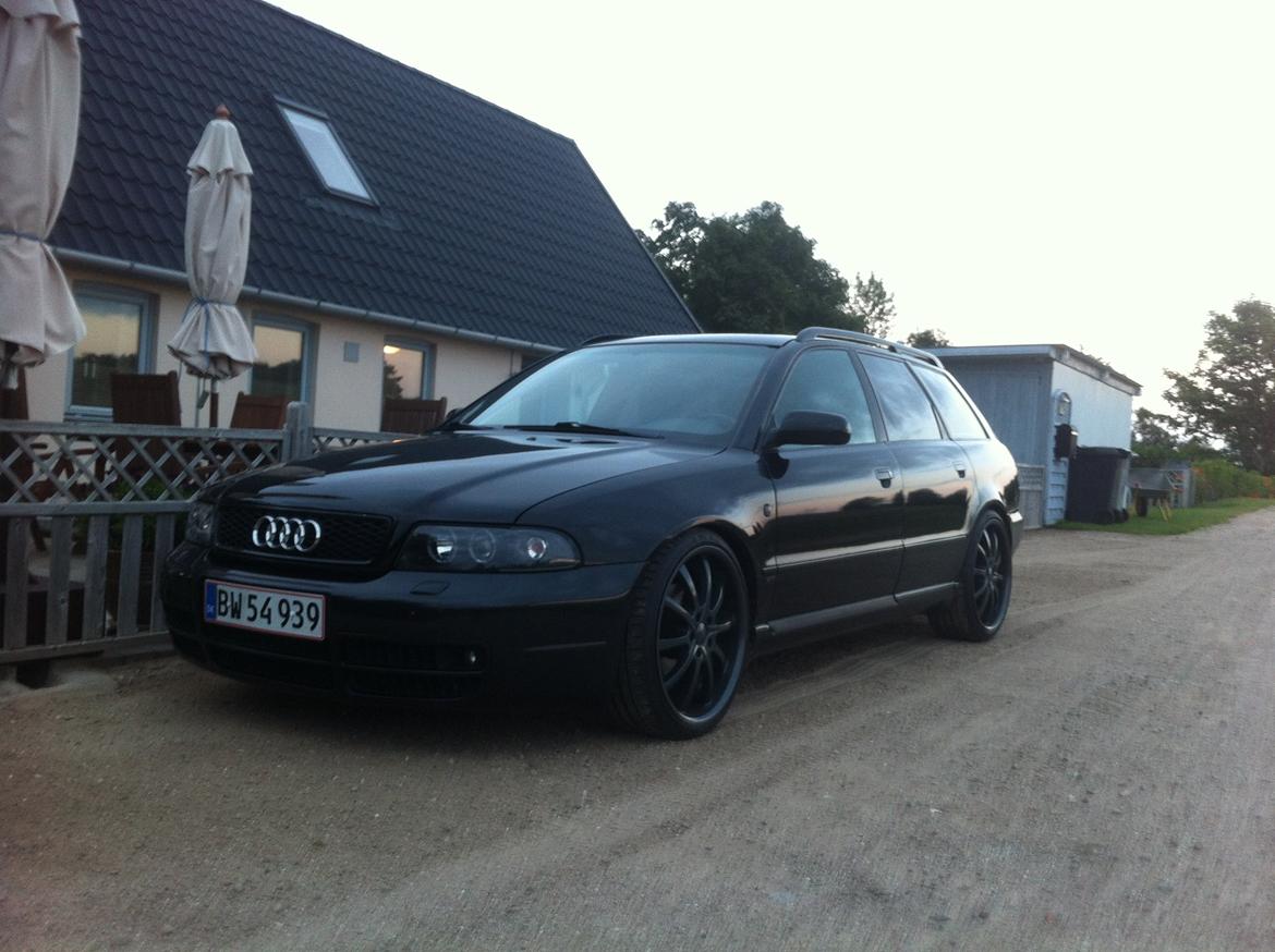 Audi A4 1.8 T Avant SOLGT billede 3