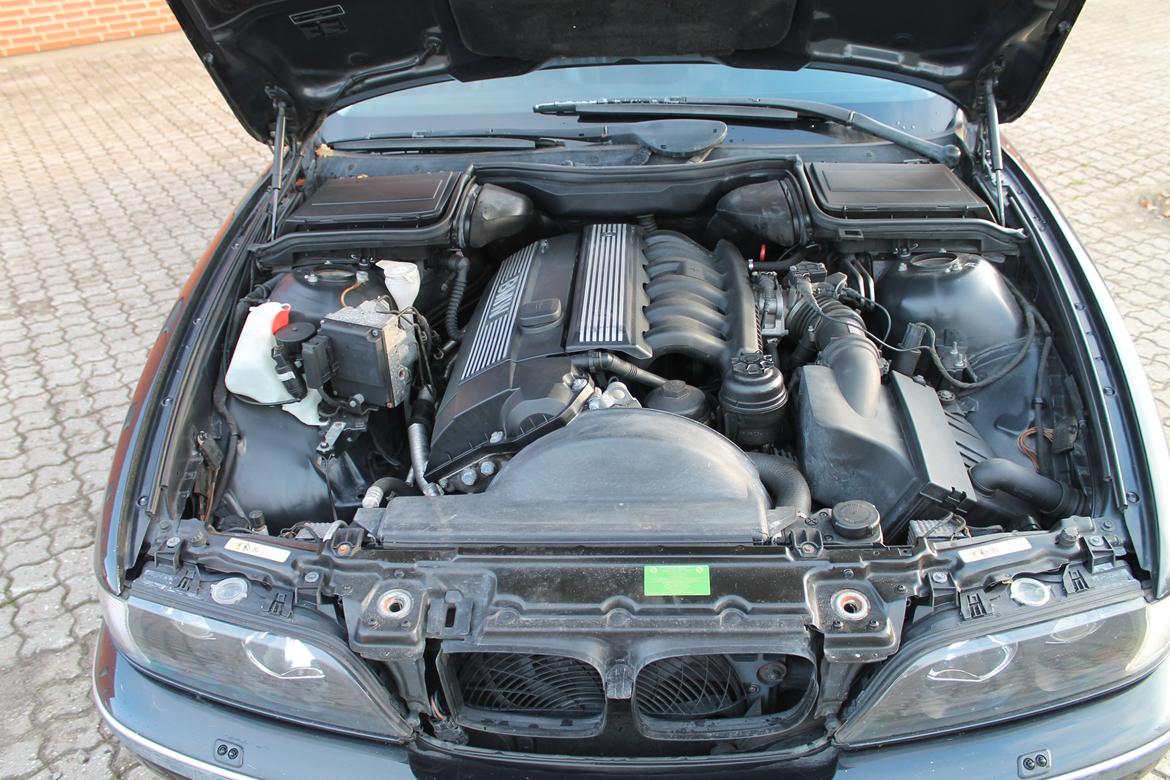 BMW 523i billede 9