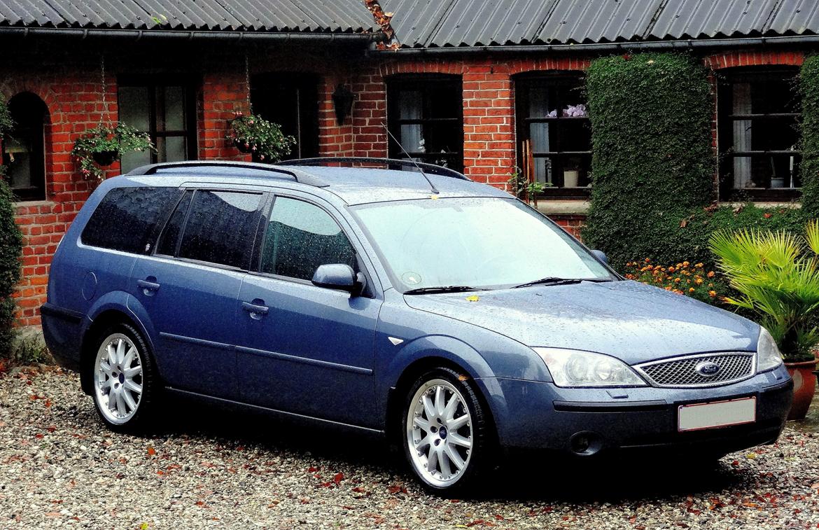 Ford Mondeo Ghia billede 2