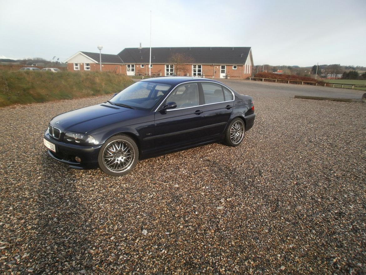 BMW E46 323i limousine billede 6