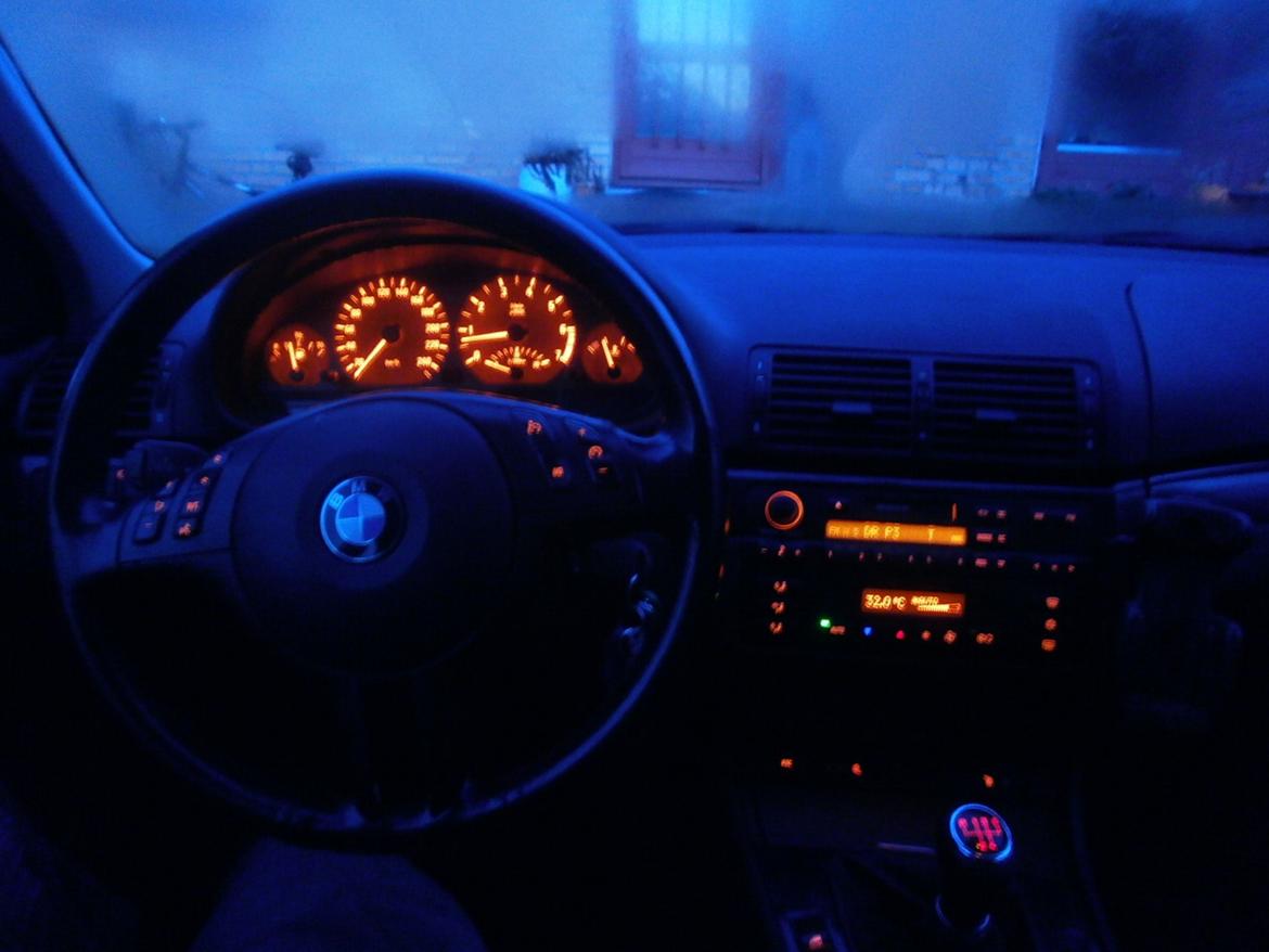 BMW E46 323i limousine billede 8