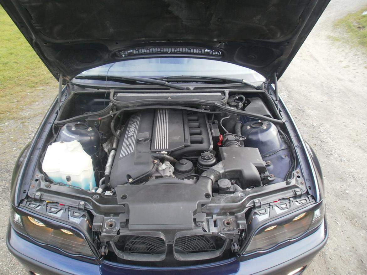 BMW E46 323i limousine billede 11