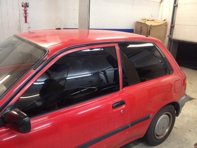 Toyota starlet 1,3i (solgt) billede 4