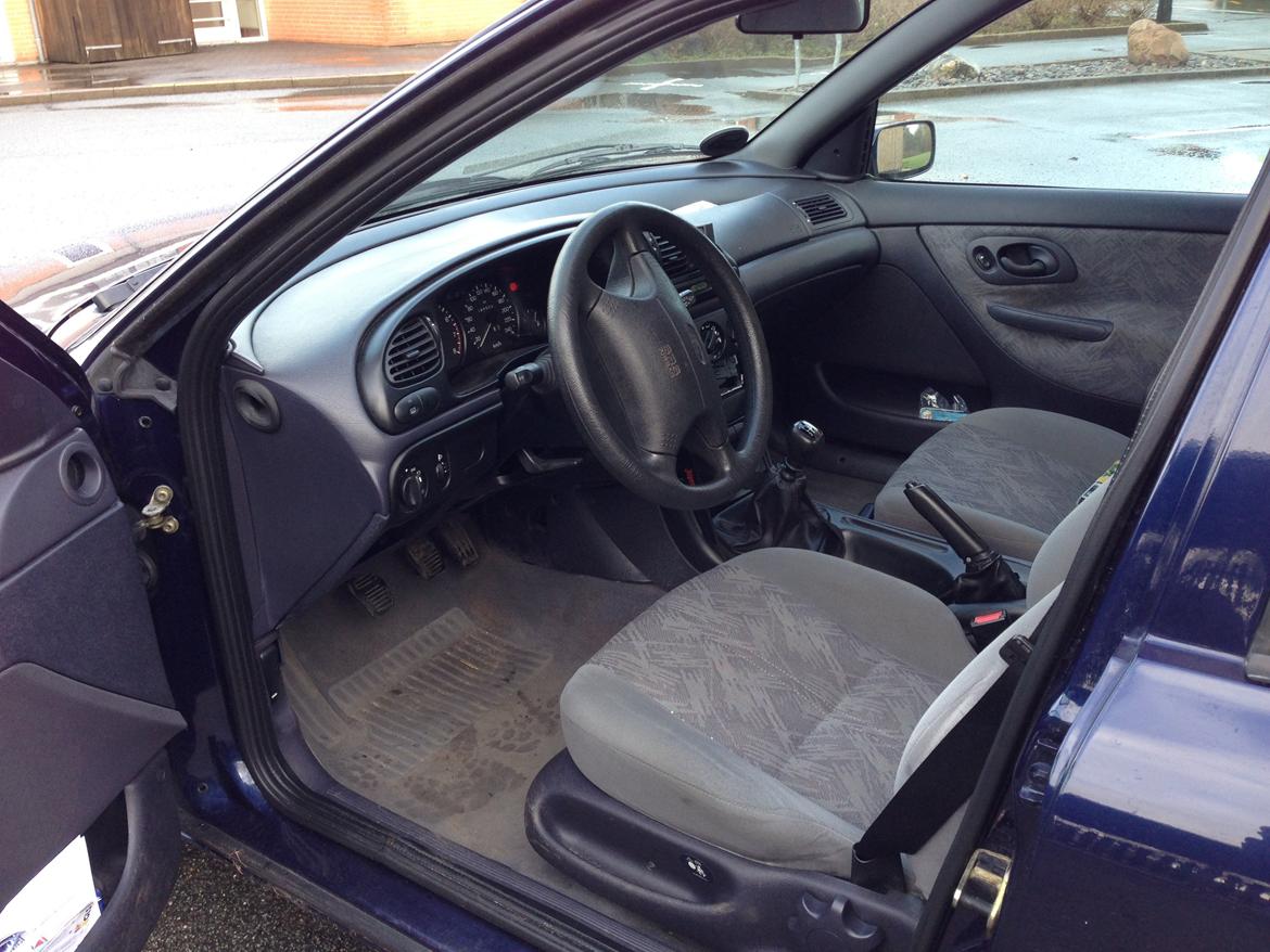 Ford Mondeo 1,8, Flair billede 6