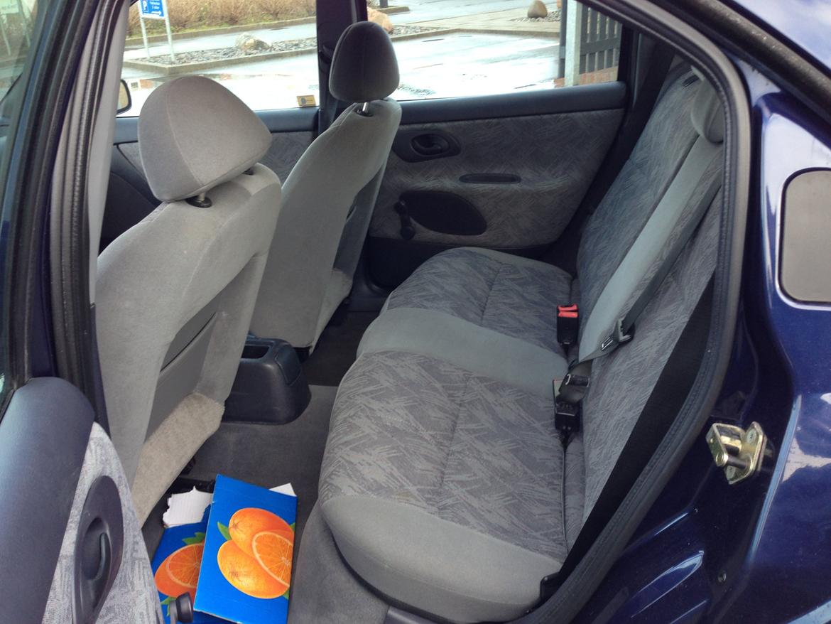 Ford Mondeo 1,8, Flair billede 7