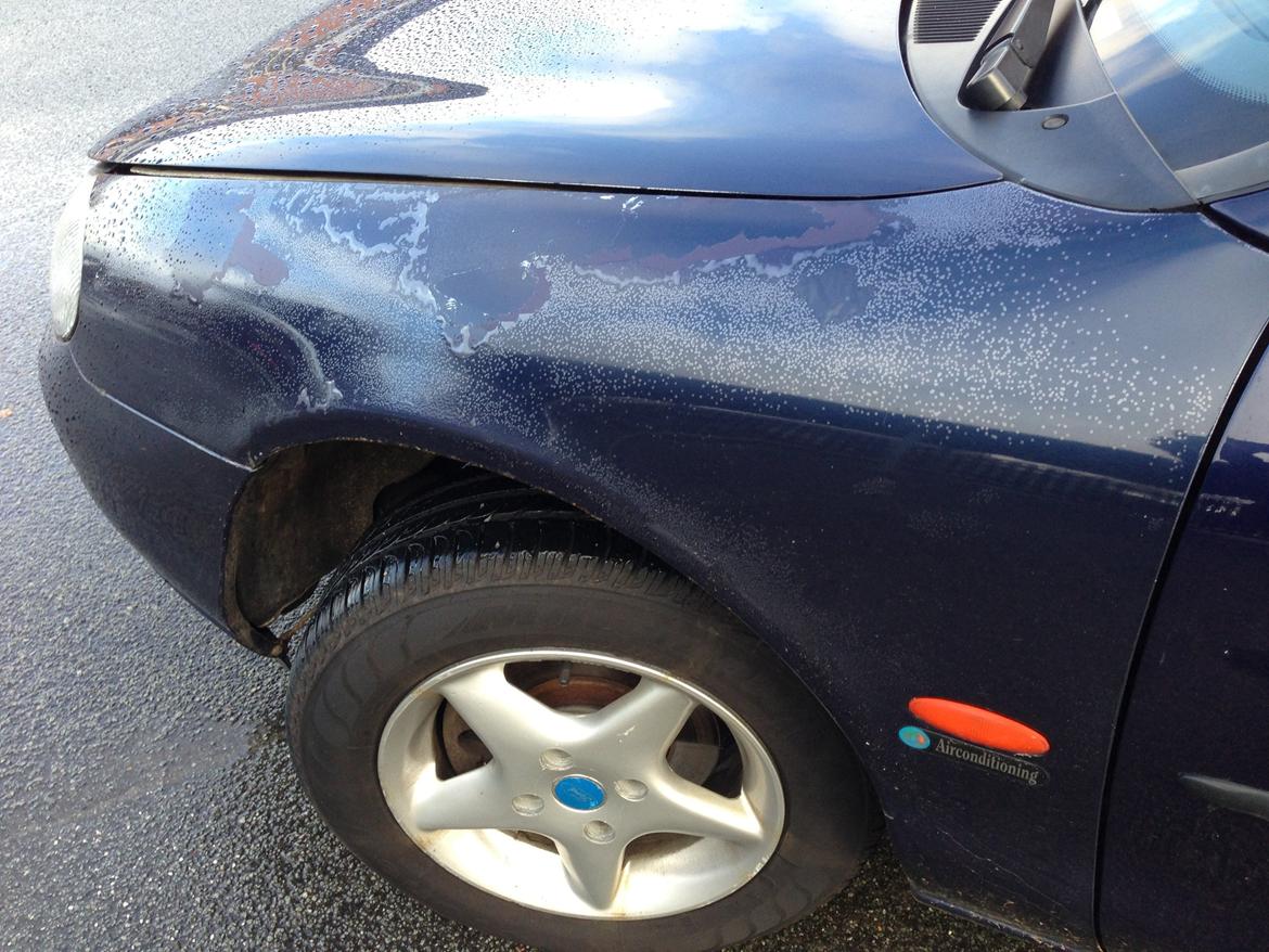 Ford Mondeo 1,8, Flair billede 8