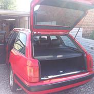 Audi ,Audi 100 2,6 E Avant Quattro