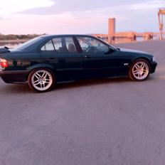 BMW e36 320i