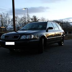 Audi A6 Avant Quattro
