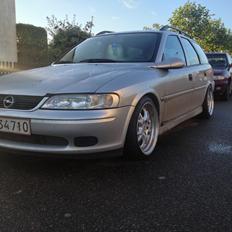 Opel vectra b wagon 1,8 16v
