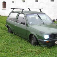 VW polo hit