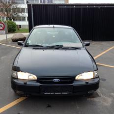 Ford Mondeo 1.8i CLX MK1