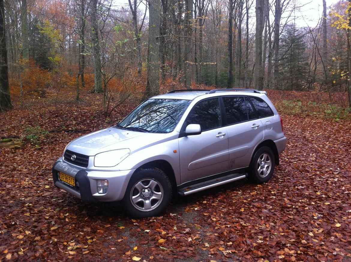 Toyota RAV4 billede 1