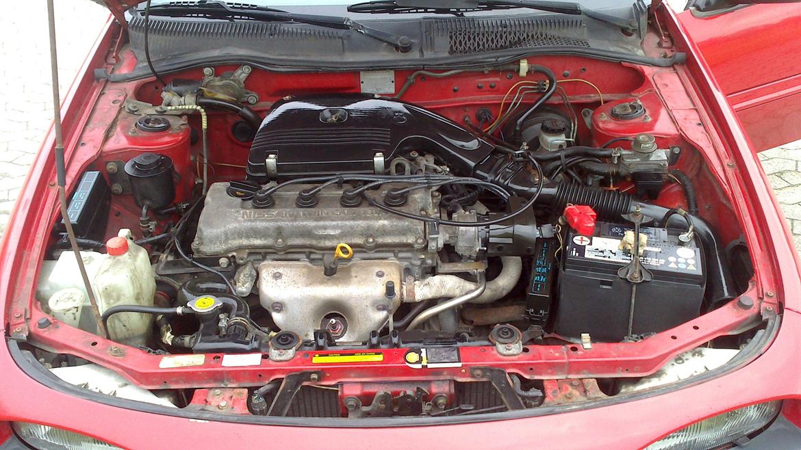 Nissan 100 NX 1,6 SLX billede 4