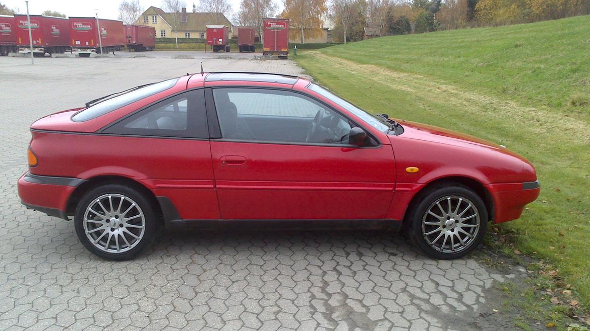 Nissan 100 NX 1,6 SLX billede 2