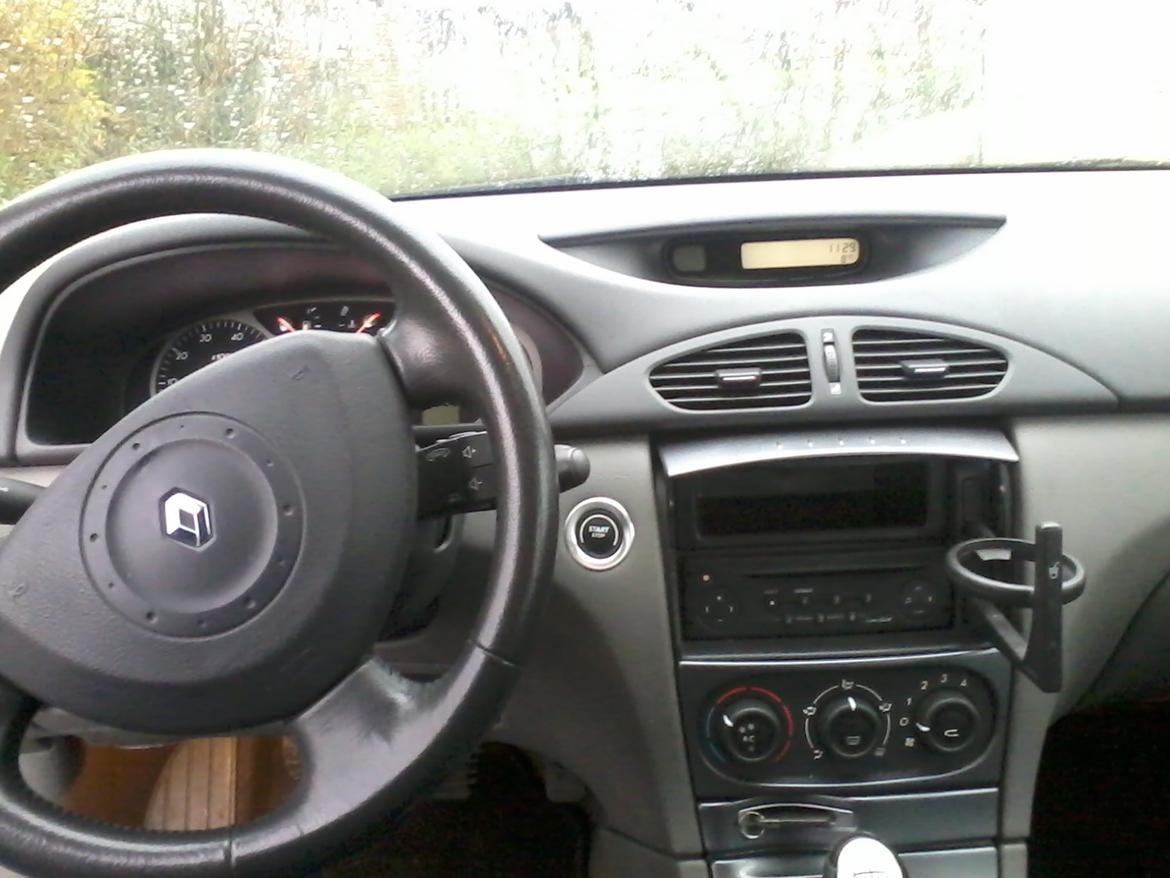 Renault Laguna II 1.8 16v Hatchback billede 12