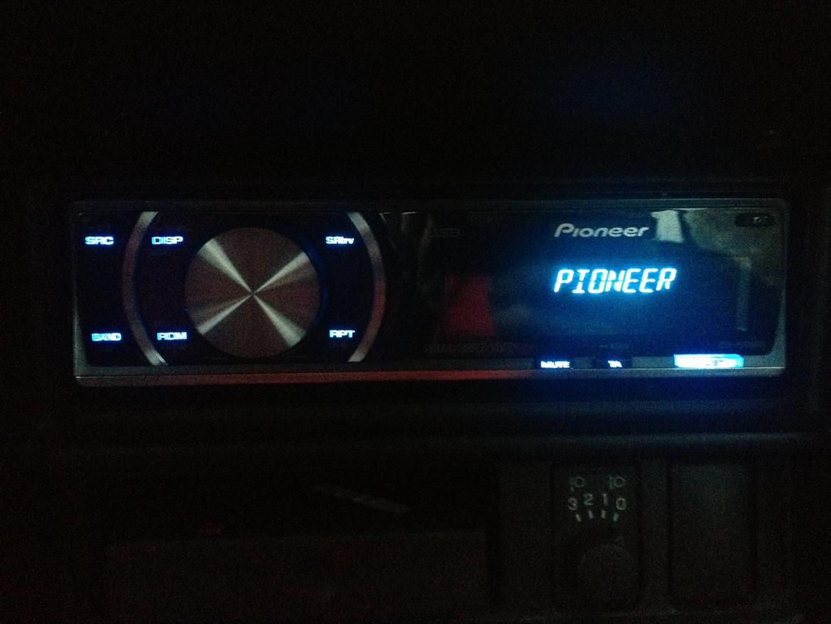Nissan Micra GX 1.0 - Pioneer headunit. billede 9