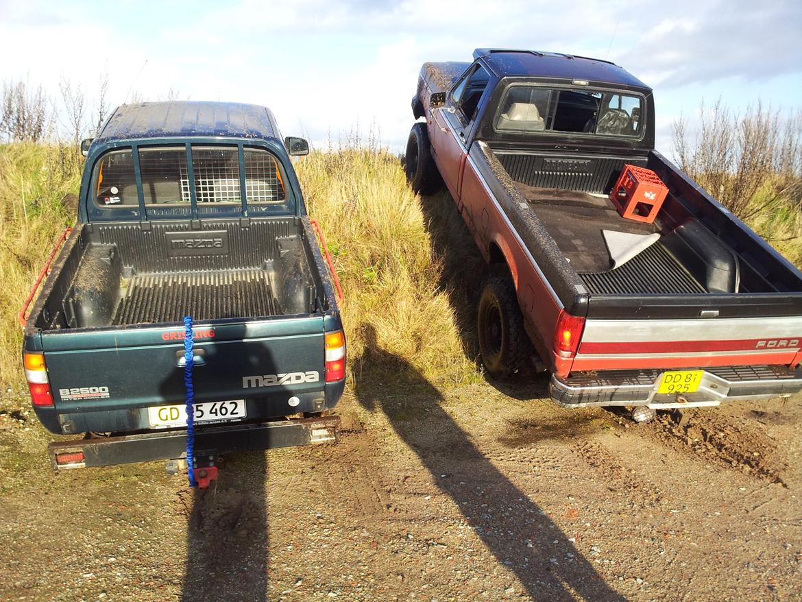 Mazda B2500 4X4 "Grisling" - Klar til undervogns spul billede 12