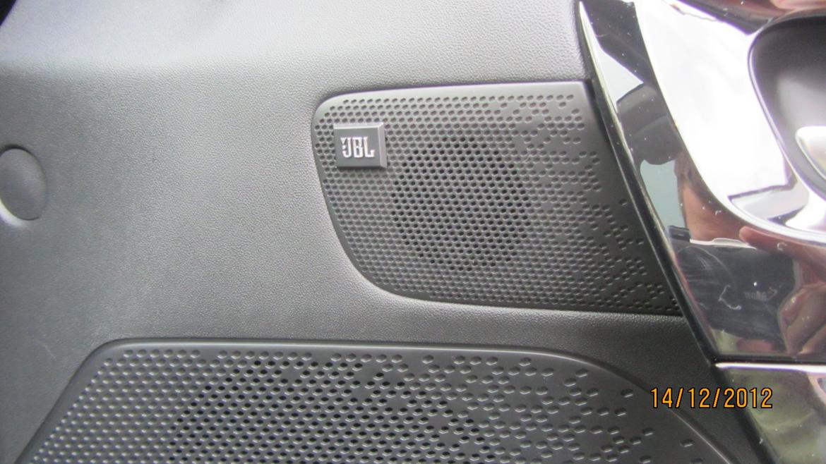 Peugeot 208 Allure 1,6 eHDI 5D - JBL Dørhøjttalere. billede 8