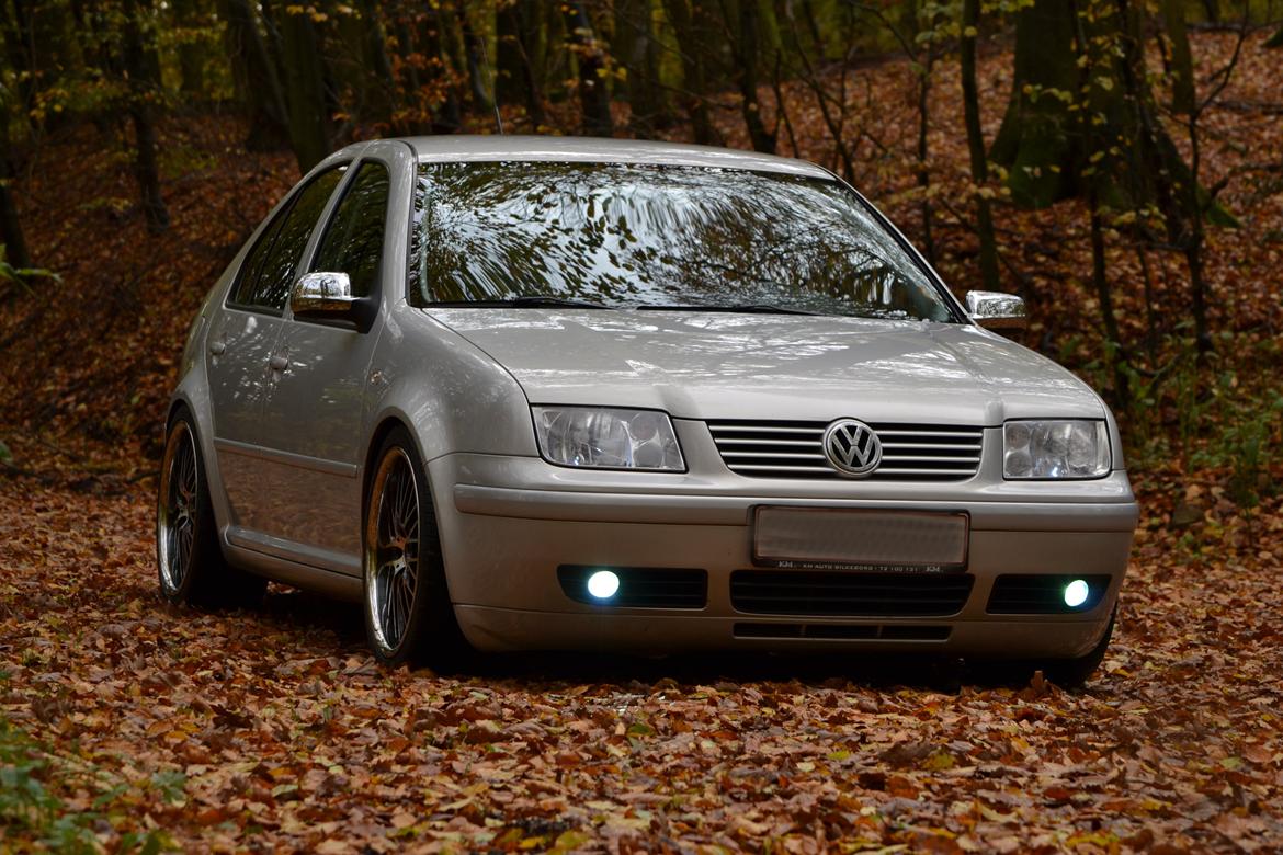 VW Bora 2,3 VR5 billede 1