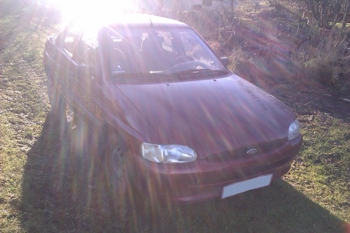Ford Escort 1.6 16v billede 3