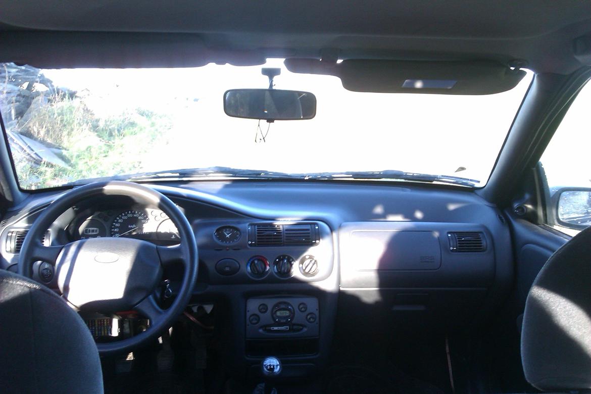 Ford Escort 1.6 16v billede 8