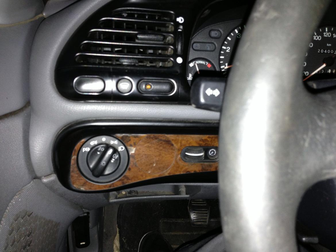 Ford Mondeo 1.8i CLX MK1 billede 16