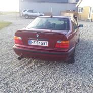 BMW 318I E36