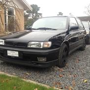 Nissan sunny gti