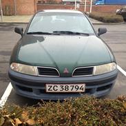 Mitsubishi Carisma Sedan Comfort