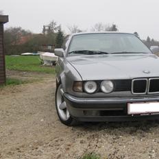 BMW 735I / SOLGT