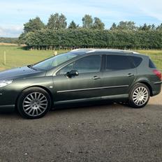 Peugeot 407 SW 2,7 HDI V6 24V Aut.
