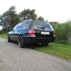 VW Passat 3BG